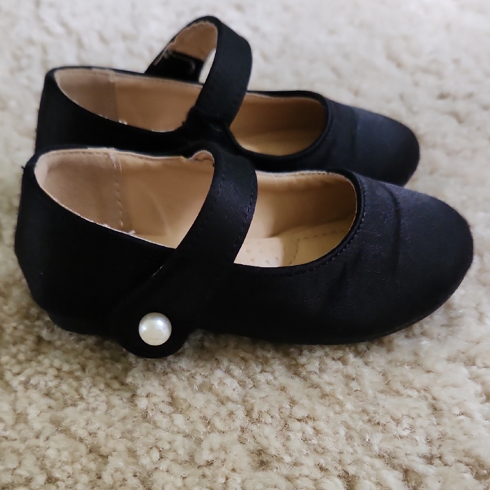 Funkymonkey Black Satin Ballet Flat Little Girl Size 6
